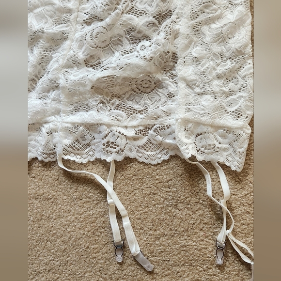 White AvidLove Lingerie - Picture 4 of 5